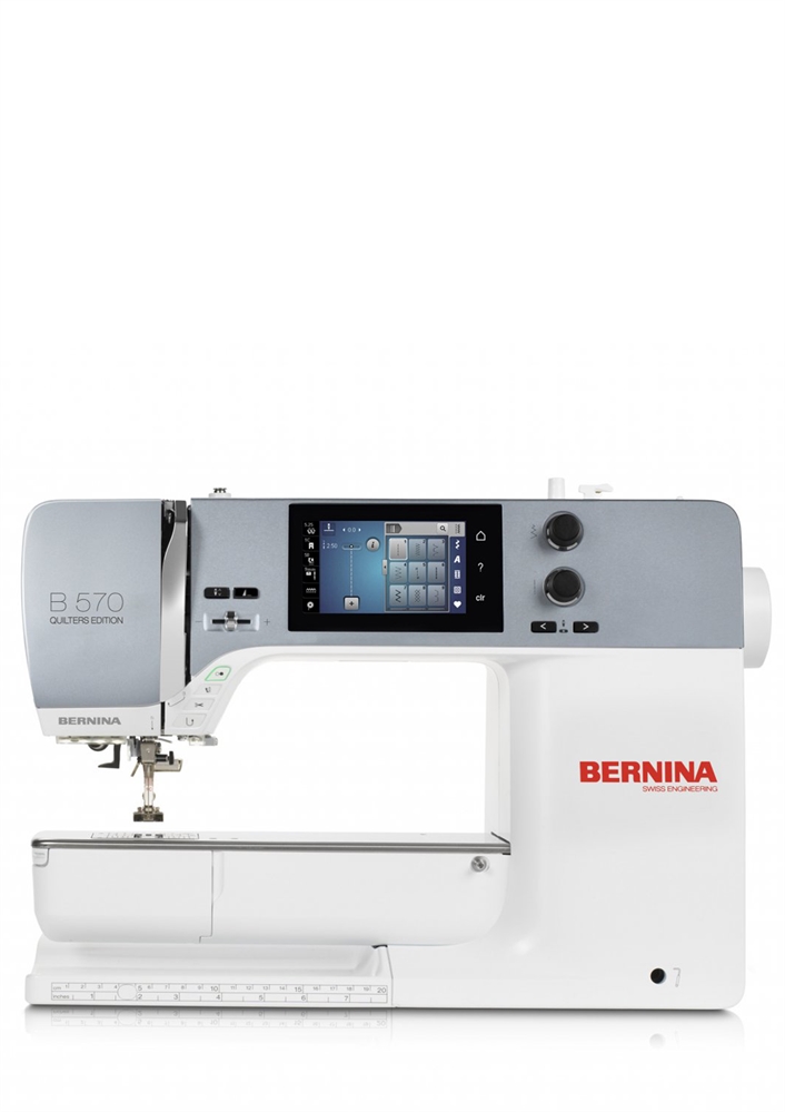 BERNINA 570QE MACCHINA ELETTRONICA A BRACCIO LIBERO