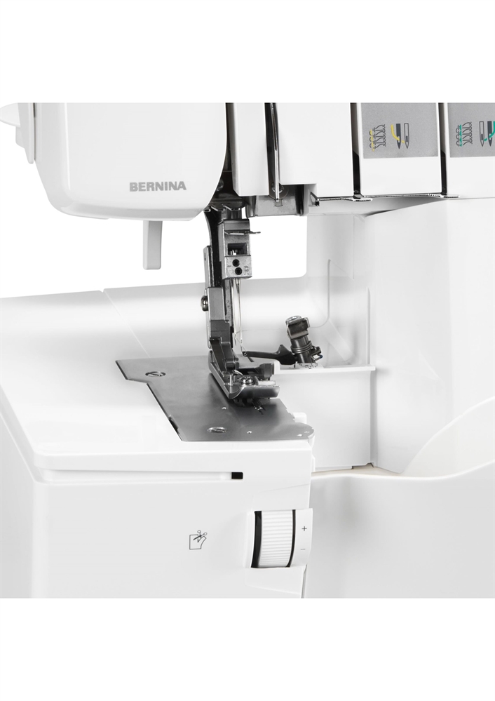 BERNINA L450 MACCHINA TAGLIACUCI OVERLOCK 2 AGHI 4 FILI
