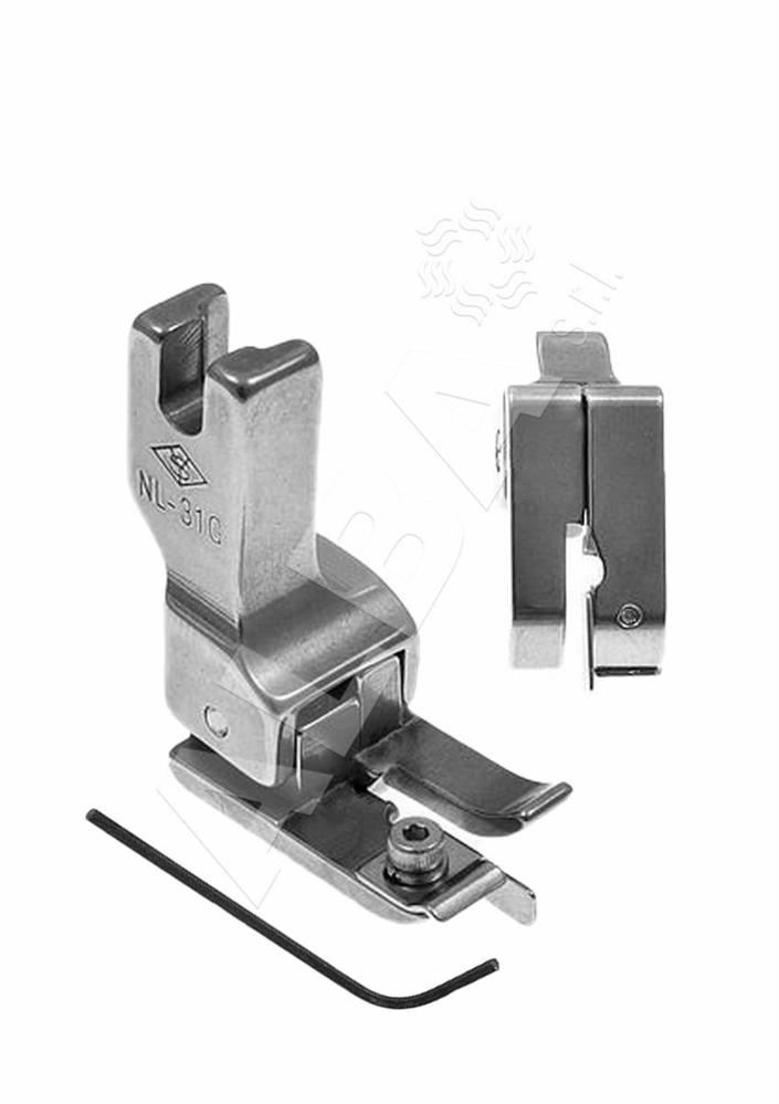 PIEDINO COMPENSATIVO SX PER CUCITURA NASCOSTA  15741/1 (NL-31G)